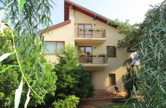 Bucharest Otopeni Airport to Swallows Villa 